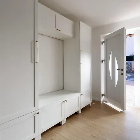 Apartmán With Private Pool - Sara Sveti Anton (Krk)